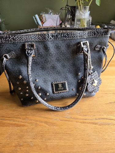 Guess grey medium handbag - guess,