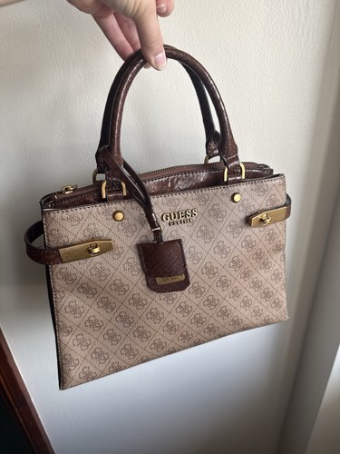 Guess sadie logo signature - logo,