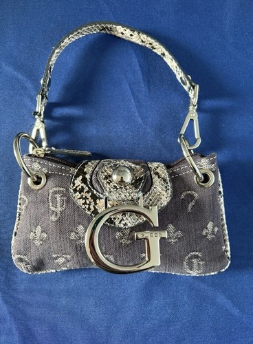 Cute small guess womens - small,